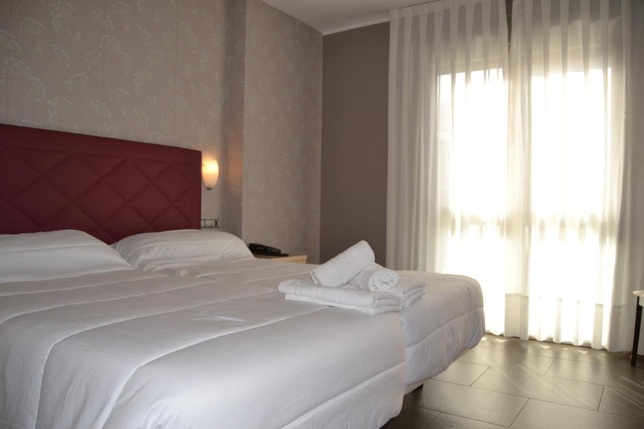 Apartamentos Spa Cueto Cangas de Onis Bagian luar foto